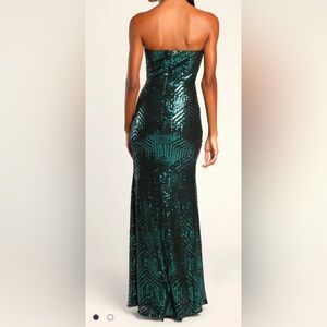 NWT Lulus emerald green sequin and black formal dresss